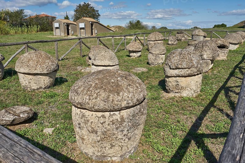 Stone Urns of the Villanova Culture