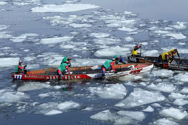 Canoe race on ice