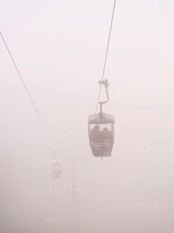 Bocksberg cable car disappears in the fog