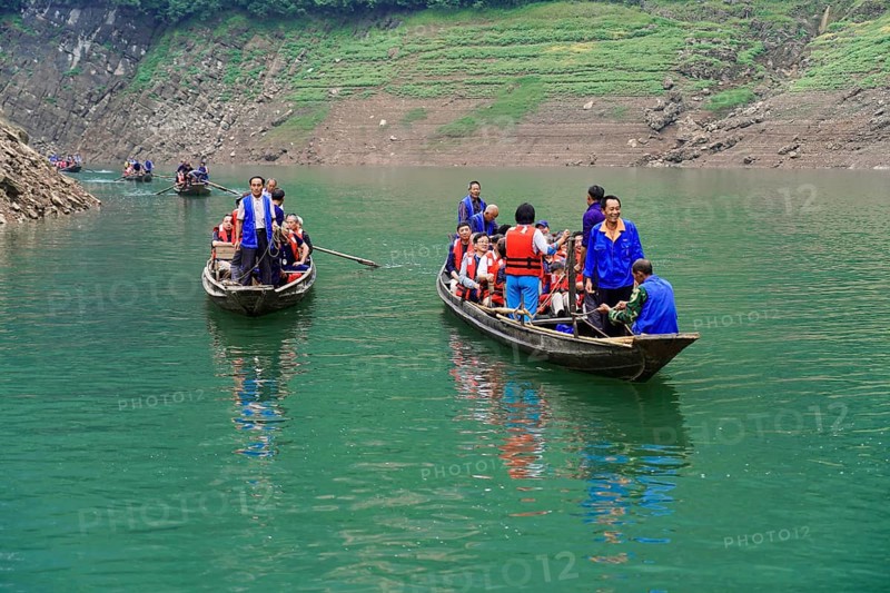 Excursion boats with passengers on the Yangtze River