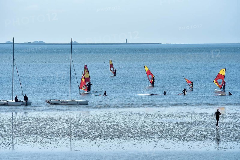 People on the edge of the Wadden Sea