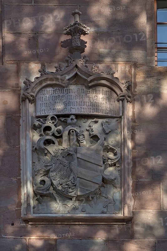 The small Nuremberg city coat of arms from 1494 by the sculptor Adam Kraft
