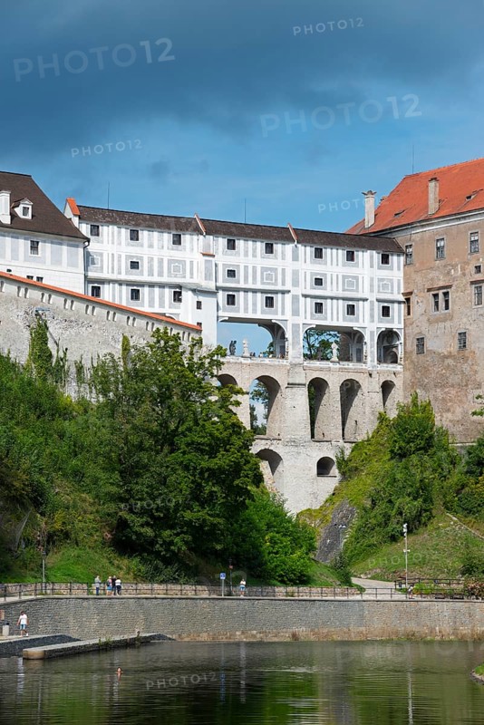 Plastovy most mantle bridge and Cesky Krumlov Castle
