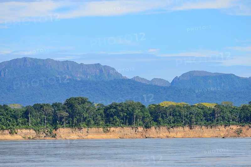Fractured clay bank of the Rio Alto Beni