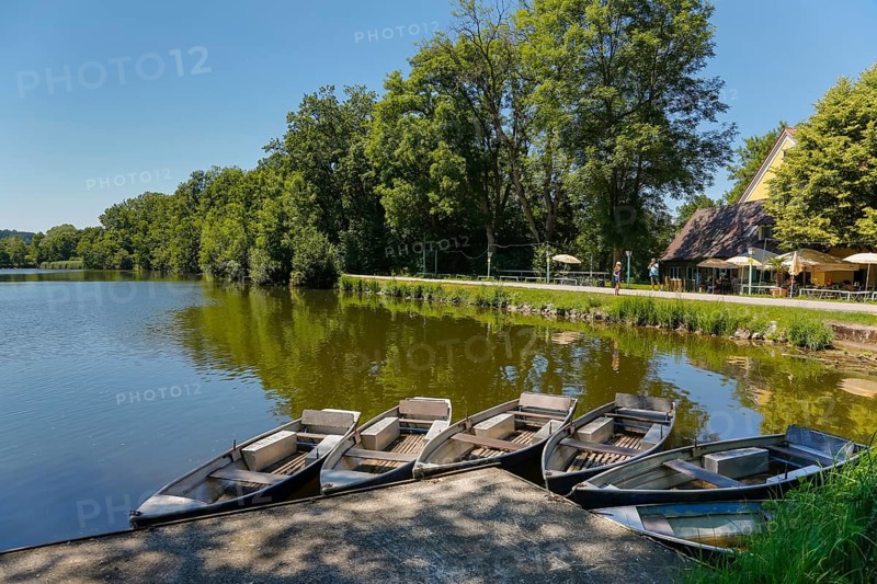 Roggenburg pond path