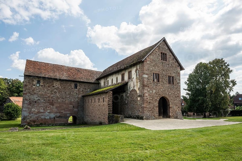 Einhard Basilica