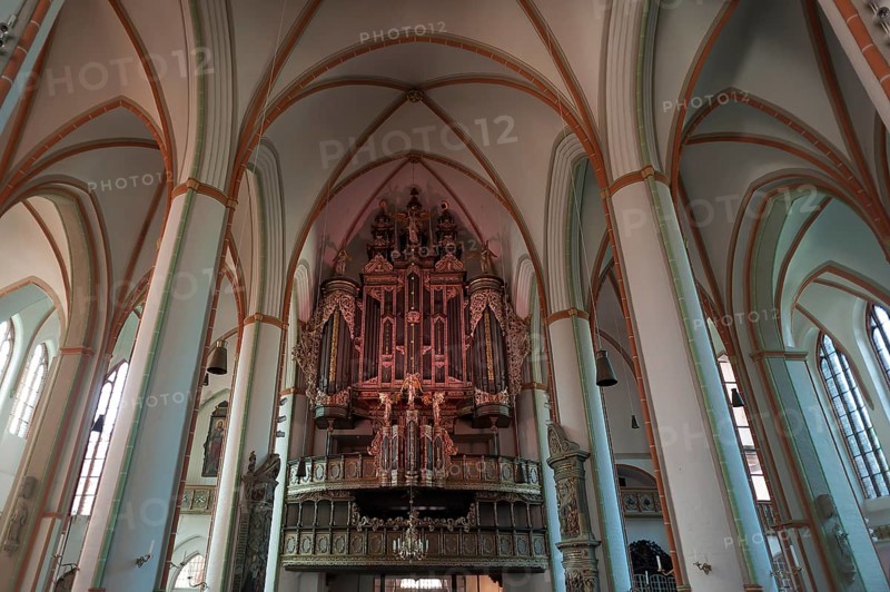 Large baroque organ