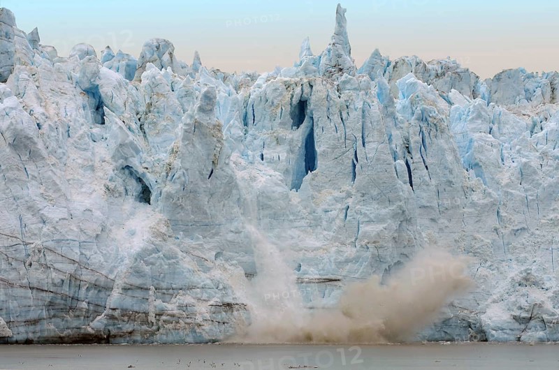 Front of a maritime glacier