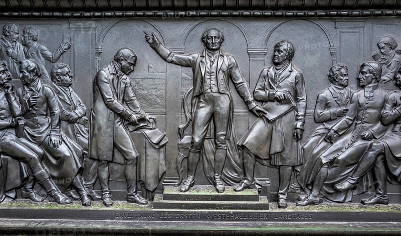 Bronze figures at the base of the monument to Frederick the Great Unter den Linden