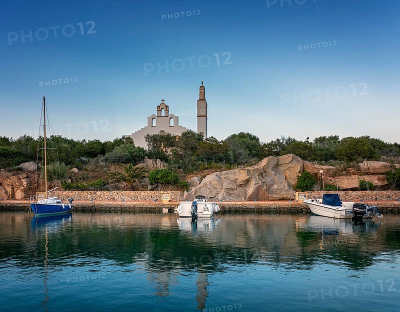 Small church and boats at Golfo die Marinella