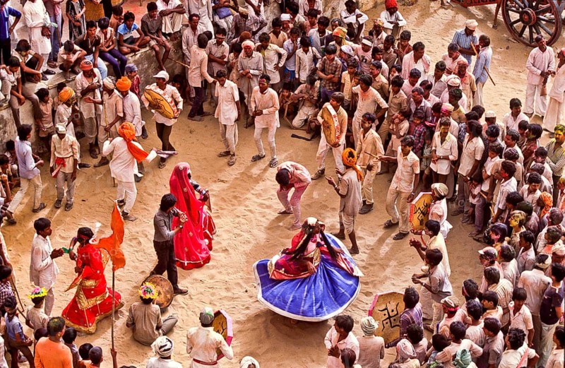Human dancers and musicians