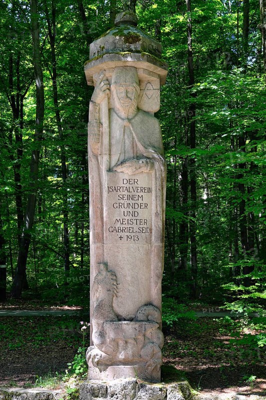 Monument to the founder of the Isartalverein