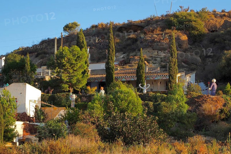 Garden of the Gods in Grima with 12 mosaic sculptures by mosaic artist Eva-Marie Scheppein
