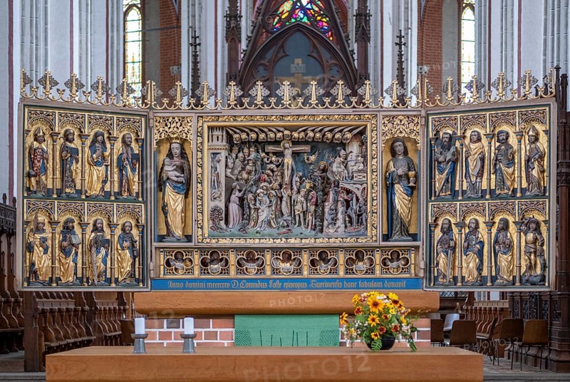 Late Gothic winged altar in St. Marien and St. Johannis Cathedral