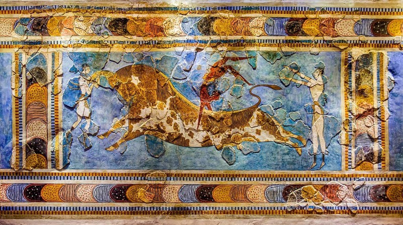 Bull-leaping fesco from the Knossos sculpture