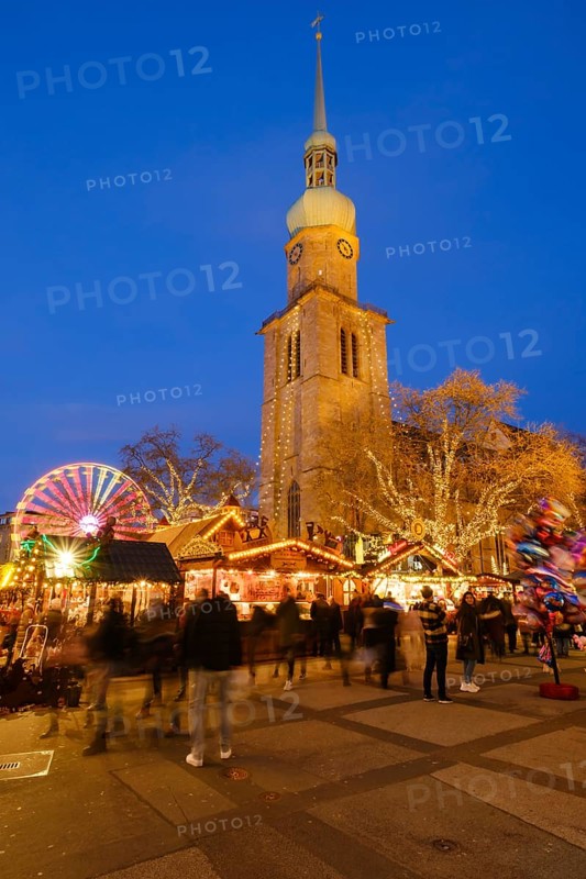 Dortmund Christmas Market in front of St. Reinoldi Church