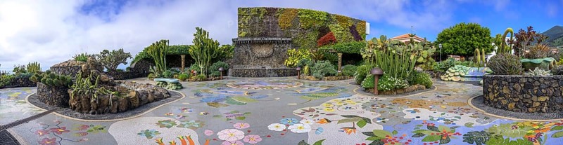 Plaza de la Glorieta designed by Luis Morera