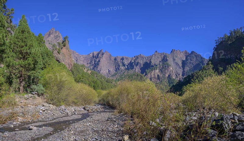 Rock scenery at Rio Taburiente