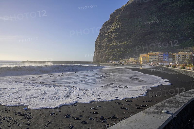 High waves crashing on the beach