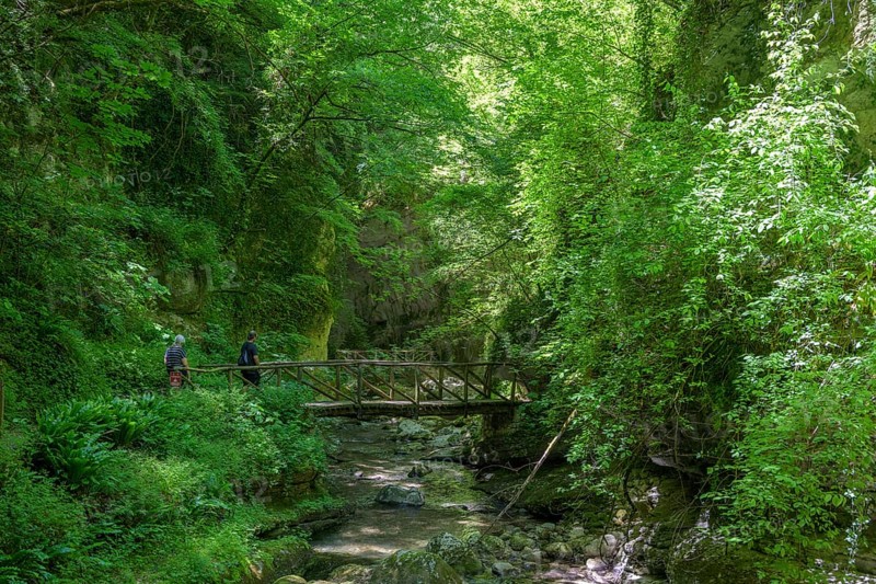 Bridge of the hiking trail through the canyon of the Orfento river