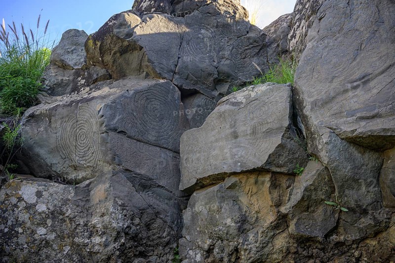 Rock carvings of El Cementerio