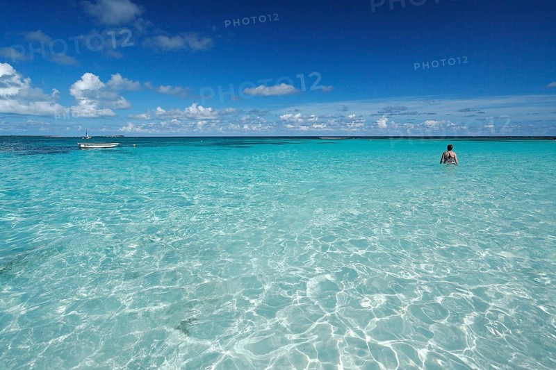 Crystal clear water on Pineapple Beach