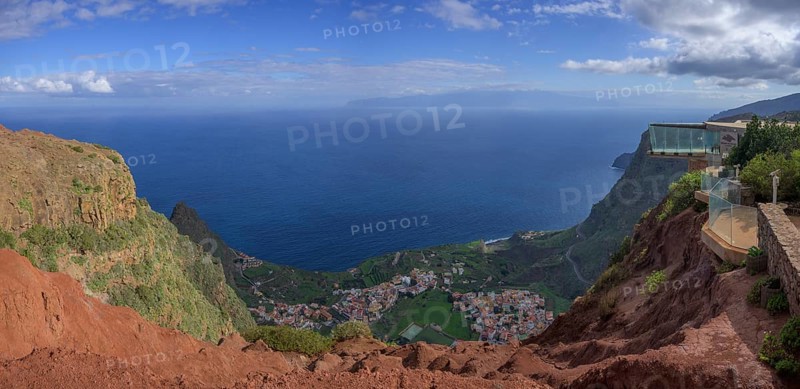 View of the village from Mirador de Abrante