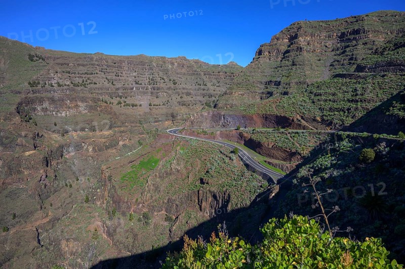 View from the Mirador de la Curva del Queso into the Barranco de Arure