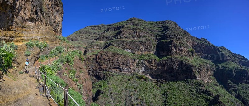 Spectacular trail in Barranco Guarimar