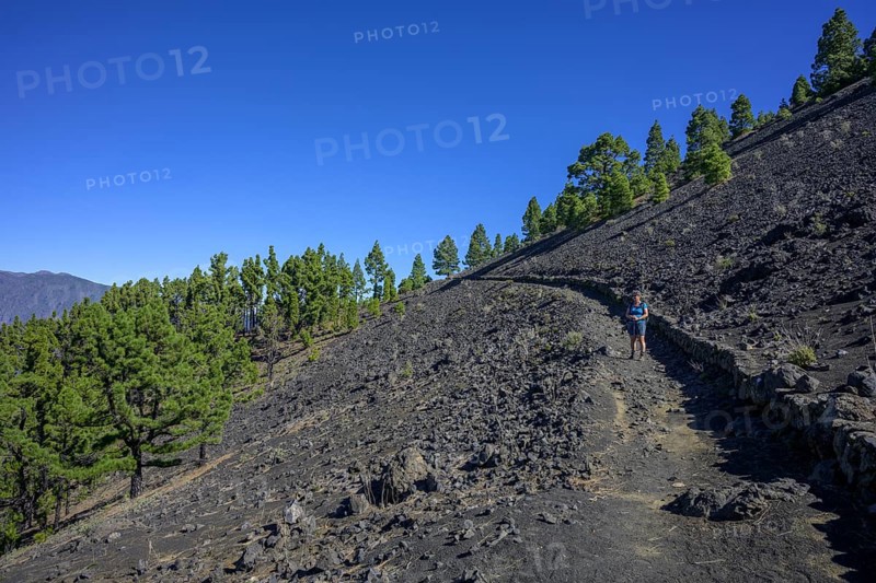 Hike from el Pilar to Birigoyo Volcano