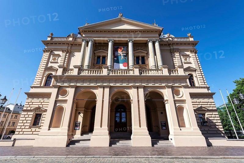 State Theatre