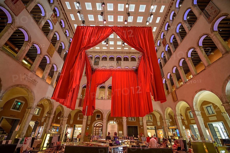 Interior view Fondaco dei Tedeschi