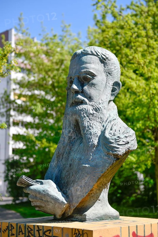 Franz Mehring Monument