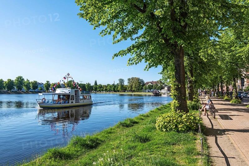 Lakeside promenade
