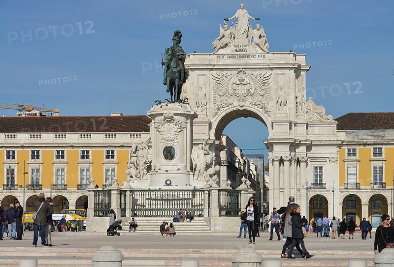 Equestrian statue of King Jose I