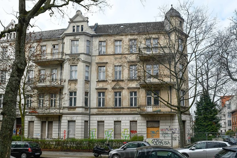 Vacant residential building
