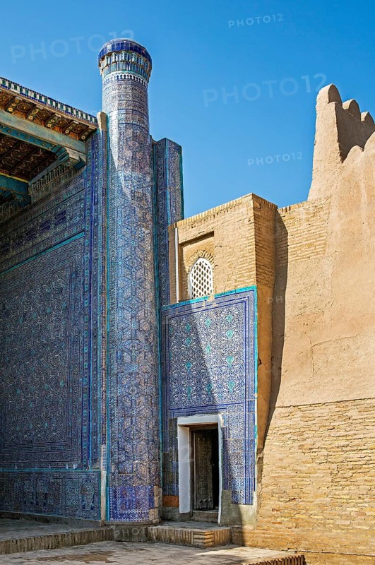 Summer mosque completely decorated with majolica in the Ko'xna Ark citadel