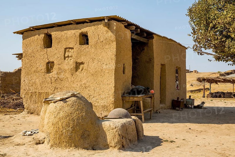 Clay oven