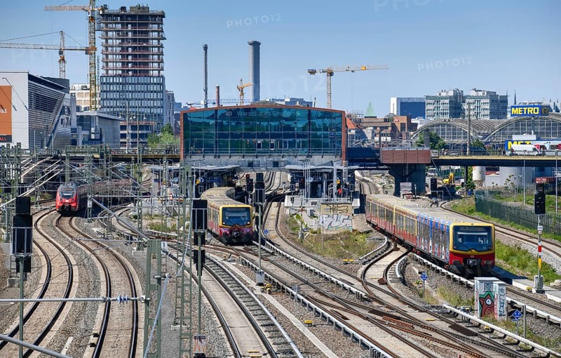 Warschauer Strasse train station