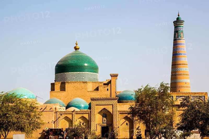 Pahlavon-Maxmud Mausoleum