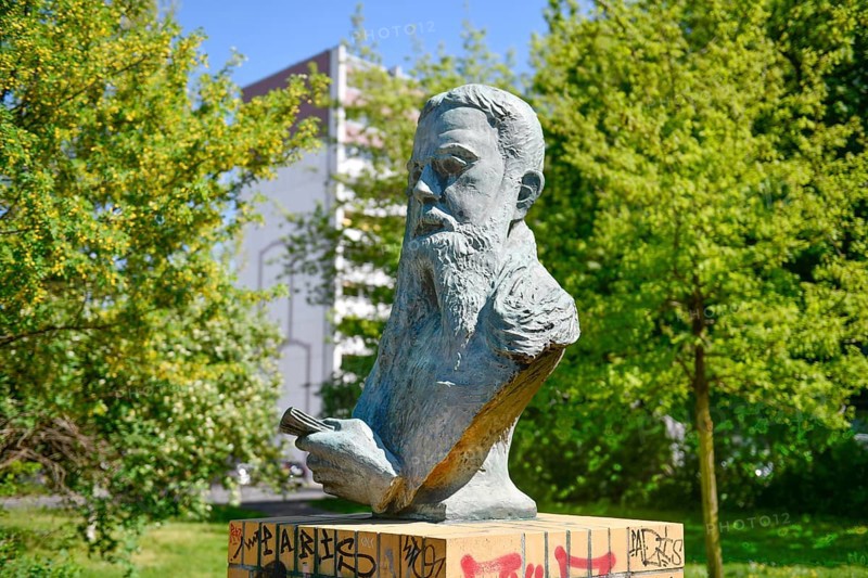 Franz Mehring Monument