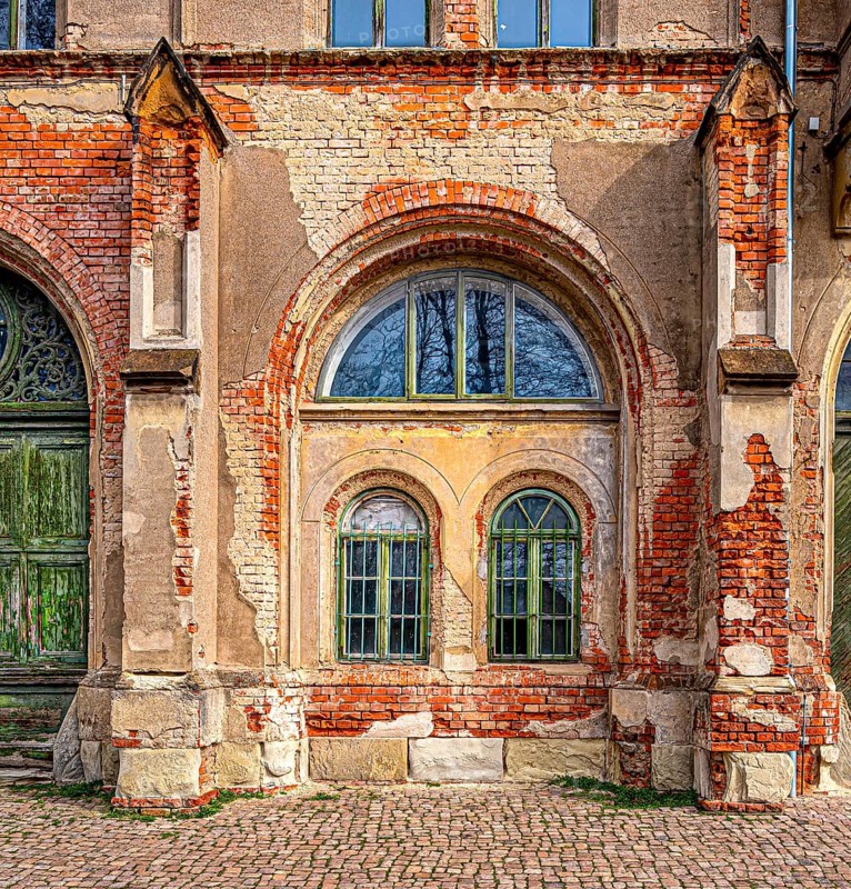 Gates and windows at the Ducal Stables in Altenburg