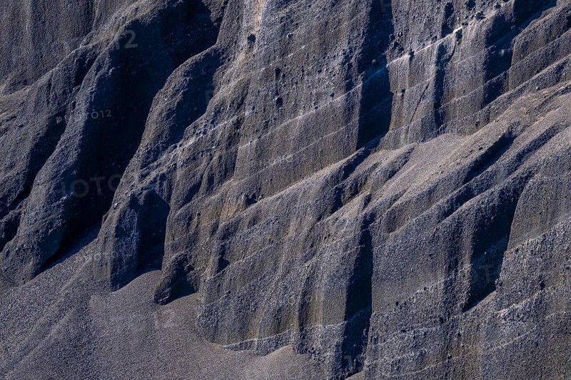 Colourful sandstone wall