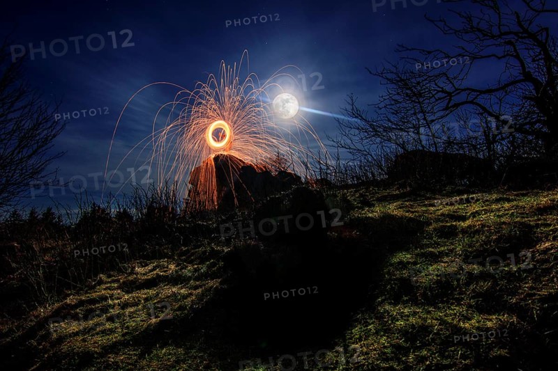 View at night to the moon