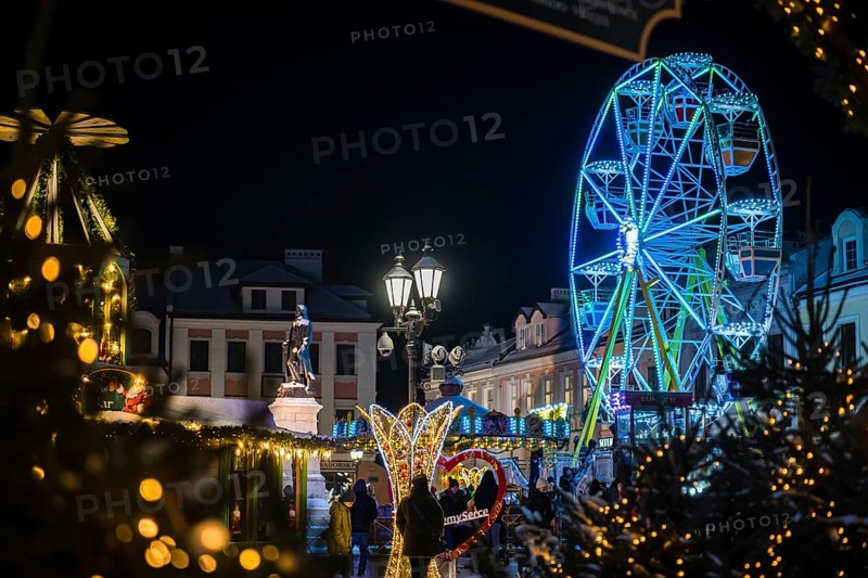 Ferris wheel