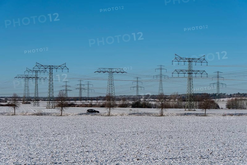 Power pylons