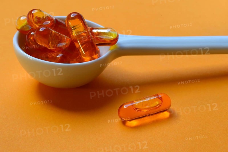 Capsules with omega-3 fatty acid