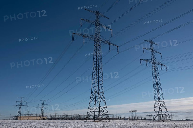 Power pylons