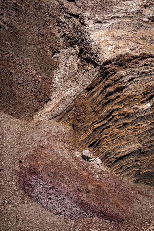 Colourful sandstone wall