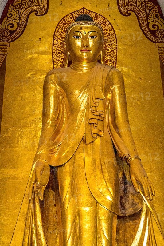 4 Buddha statues in each direction